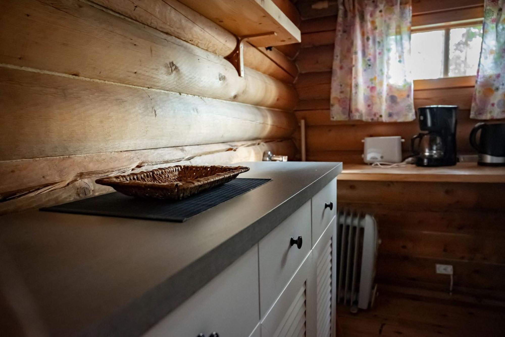 Ik Hotel & Camping Keuruu Quarto foto